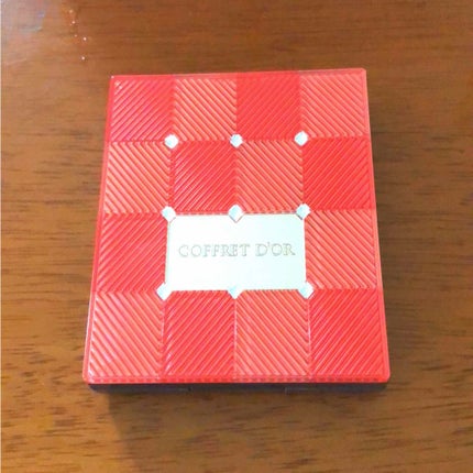 ソフトグラマラスアイズ/コフレドール/アイシャドウパレットを使ったクチコミ(1枚目)