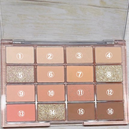 ソフトブラーリングアイパレット/wakemake/アイシャドウパレットを使ったクチコミ(4枚目)