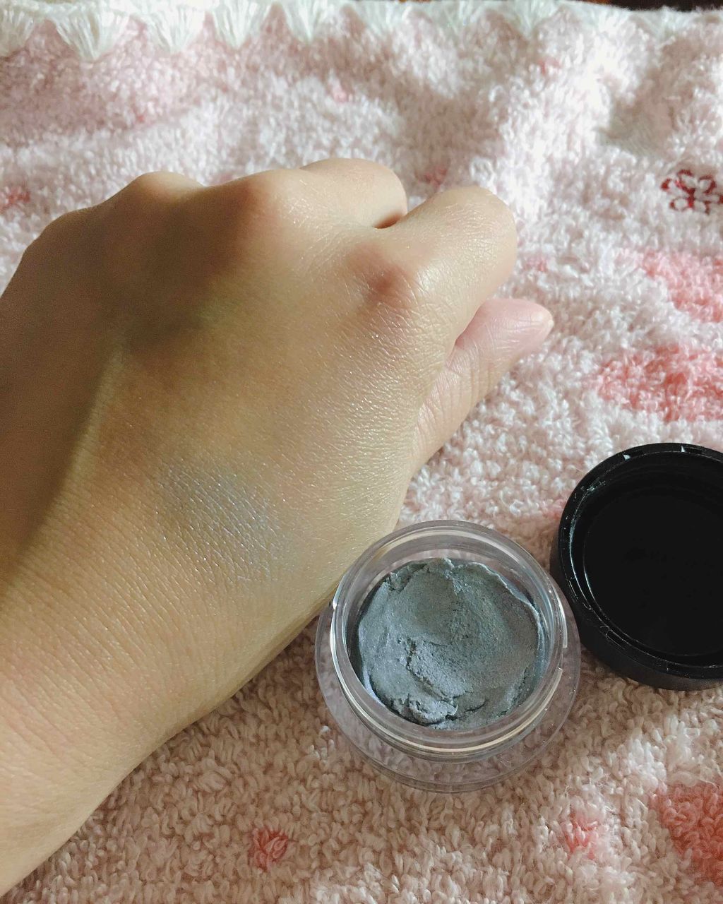 ルックアット マイアイジュエル/ETUDE/単色アイシャドウを使ったクチコミ（3枚目）