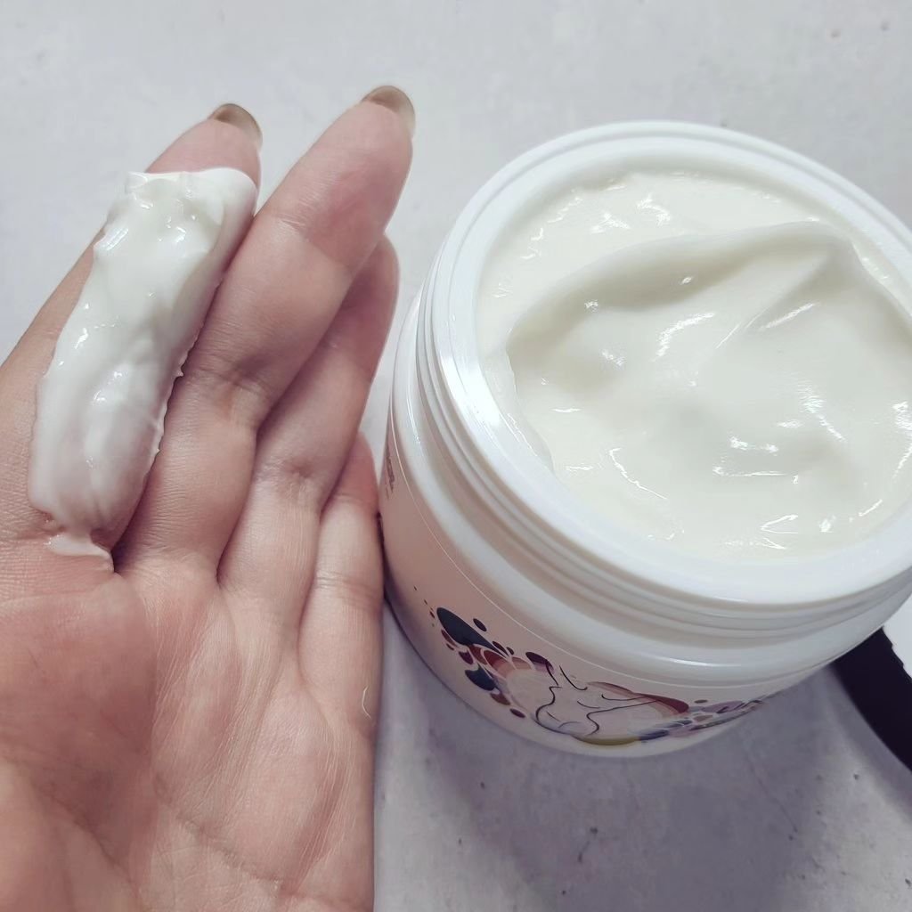 BnDアンダーアームクリーム(ボディクリーム)/BnD/デリケートゾーンケアを使ったクチコミ（2枚目）