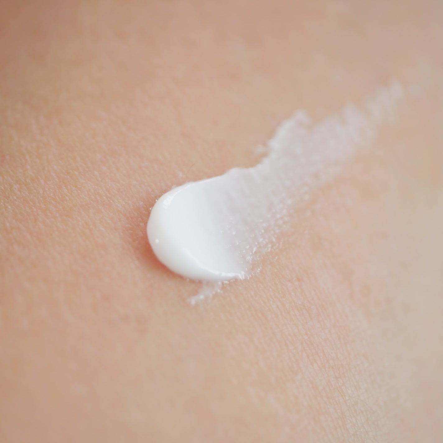 ヒアルーシカ ウォーターフィット サンセラム/SKIN1004/日焼け止めローションを使ったクチコミ(2枚目)