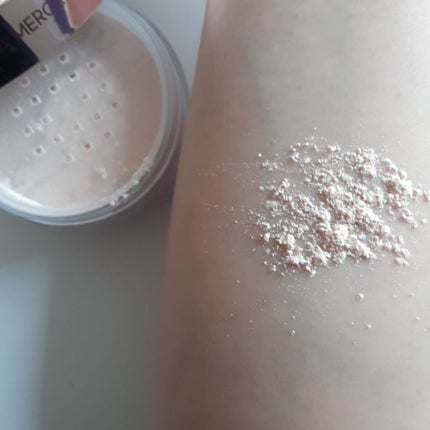 トランスルーセント ルース セッティング パウダー トーンアップ ローズ/ローラ メルシエ/ルースパウダーを使ったクチコミ(4枚目)