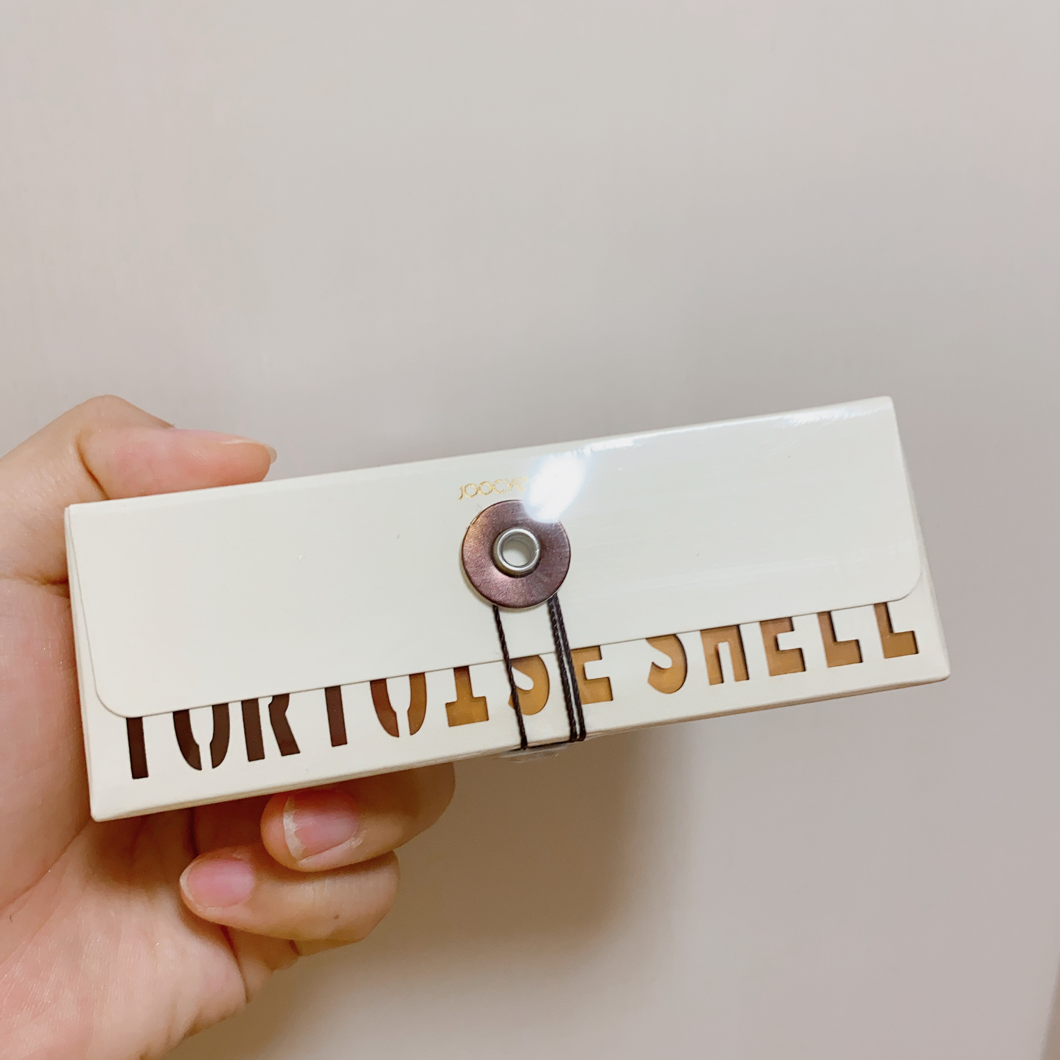 琥珀セミマットリップ V01 ピーチブラウン/Joocyee/口紅を使ったクチコミ（2枚目）