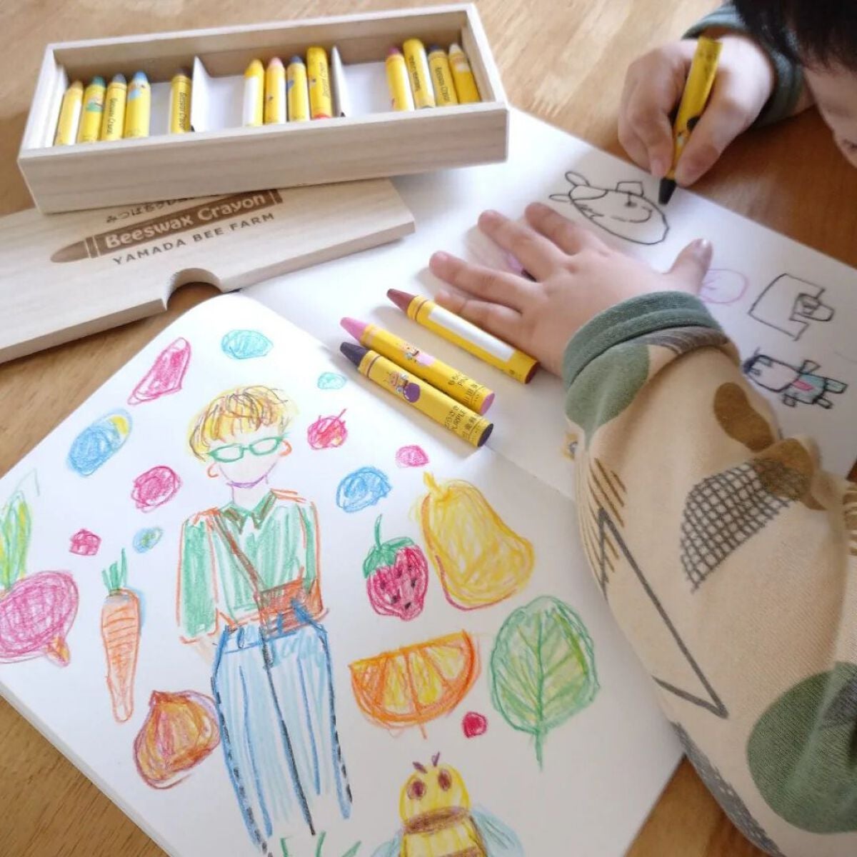 seiko_official on LIPS 「子どもに安全なクレヨンを🐝職人さん手作りの「みつばちクレヨン」..」(7枚目)