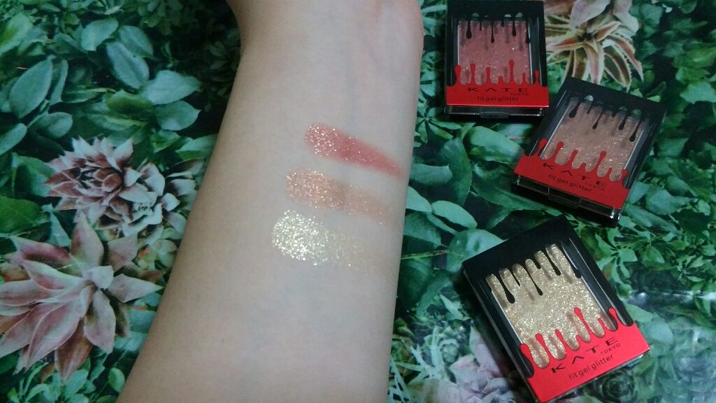 フィットジェルグリッター/KATE/ジェル・クリームアイシャドウを使ったクチコミ(2枚目)