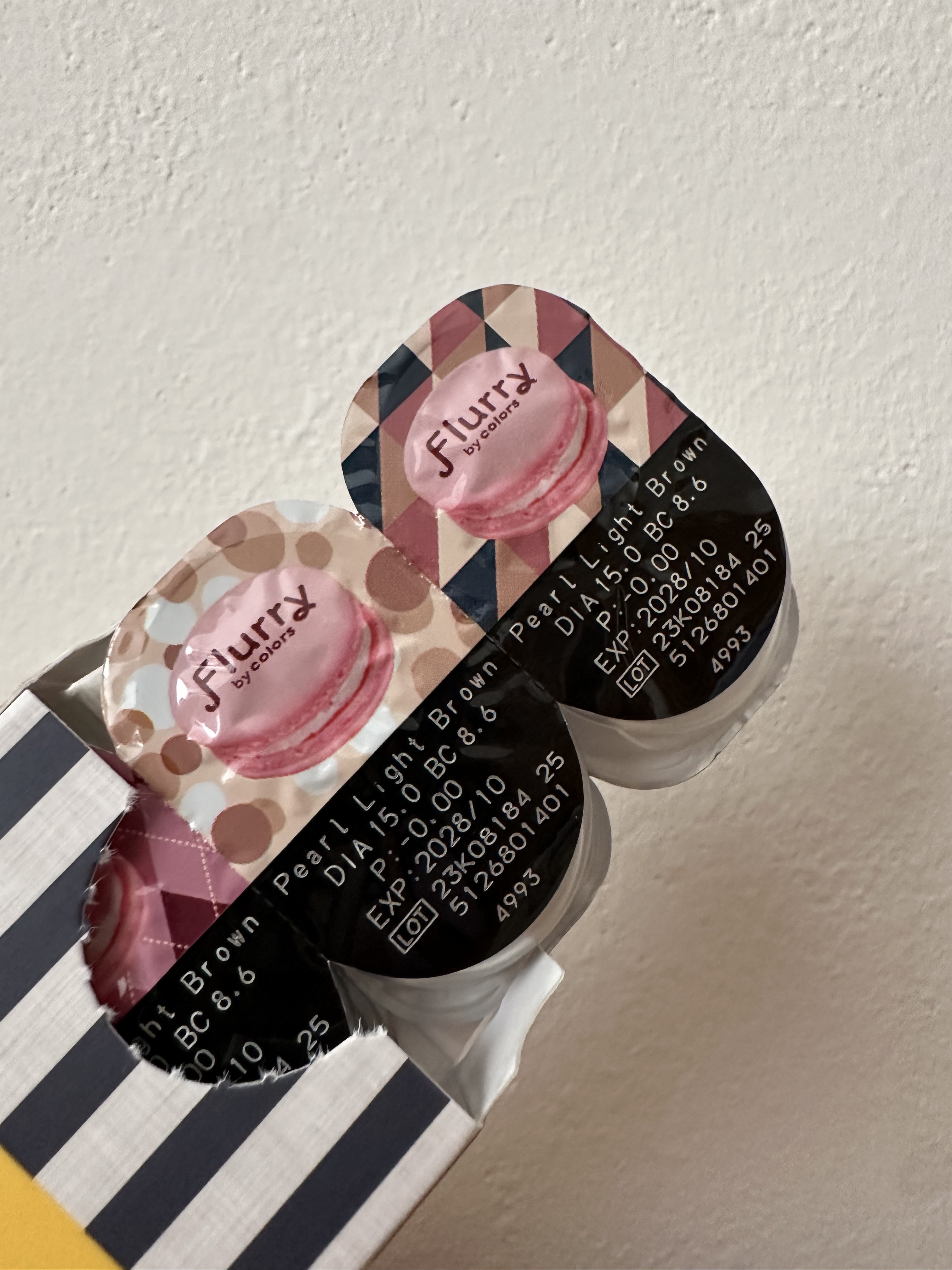 Flurry by colors 1day パールライトブラウン(ぽんぽこたぬき)/Flurry by colors/ワンデー（１DAY）カラコンを使ったクチコミ（2枚目）