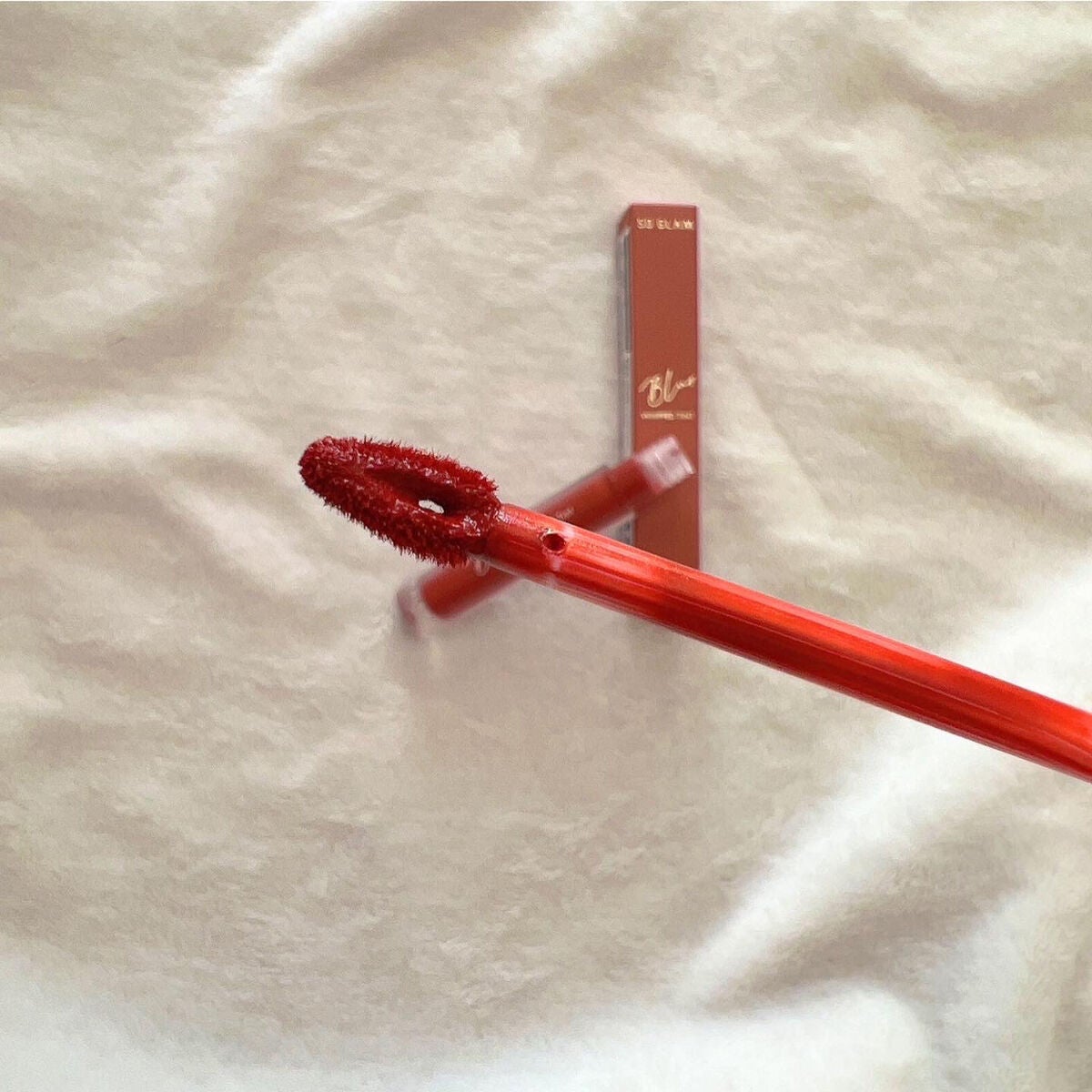 ブラーホイップド リップティント /SO GLAM/リップティントを使ったクチコミ(2枚目)