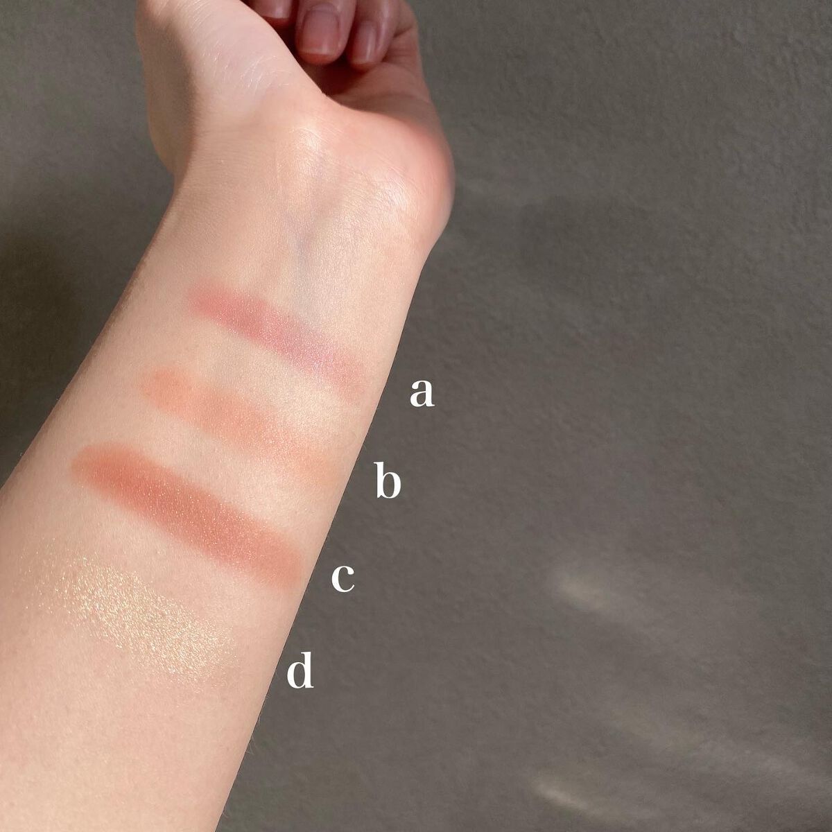 レ キャトル オンブル/CHANEL/アイシャドウパレットを使ったクチコミ(4枚目)