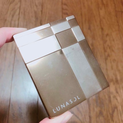 フェザリースモーキーアイズ/LUNASOL/アイシャドウパレットを使ったクチコミ(1枚目)