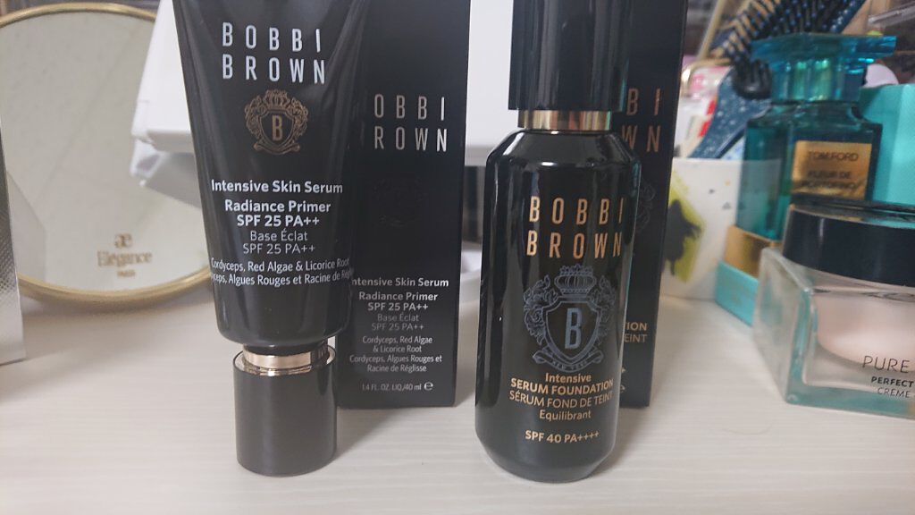 インテンシブ セラム ファンデーション N-010 ニュートラルポーセリン/BOBBI BROWN/リキッドファンデーションを使ったクチコミ（3枚目）