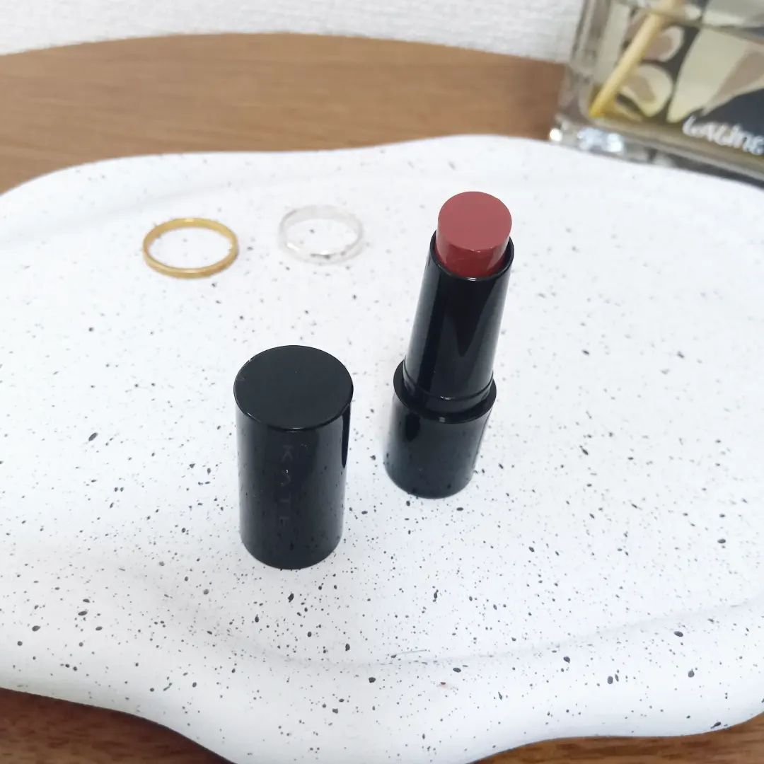 ケイト リップモンスター 05 ダークフィグ(ミニ)＜数量限定発売＞/KATE/口紅を使ったクチコミ（1枚目）