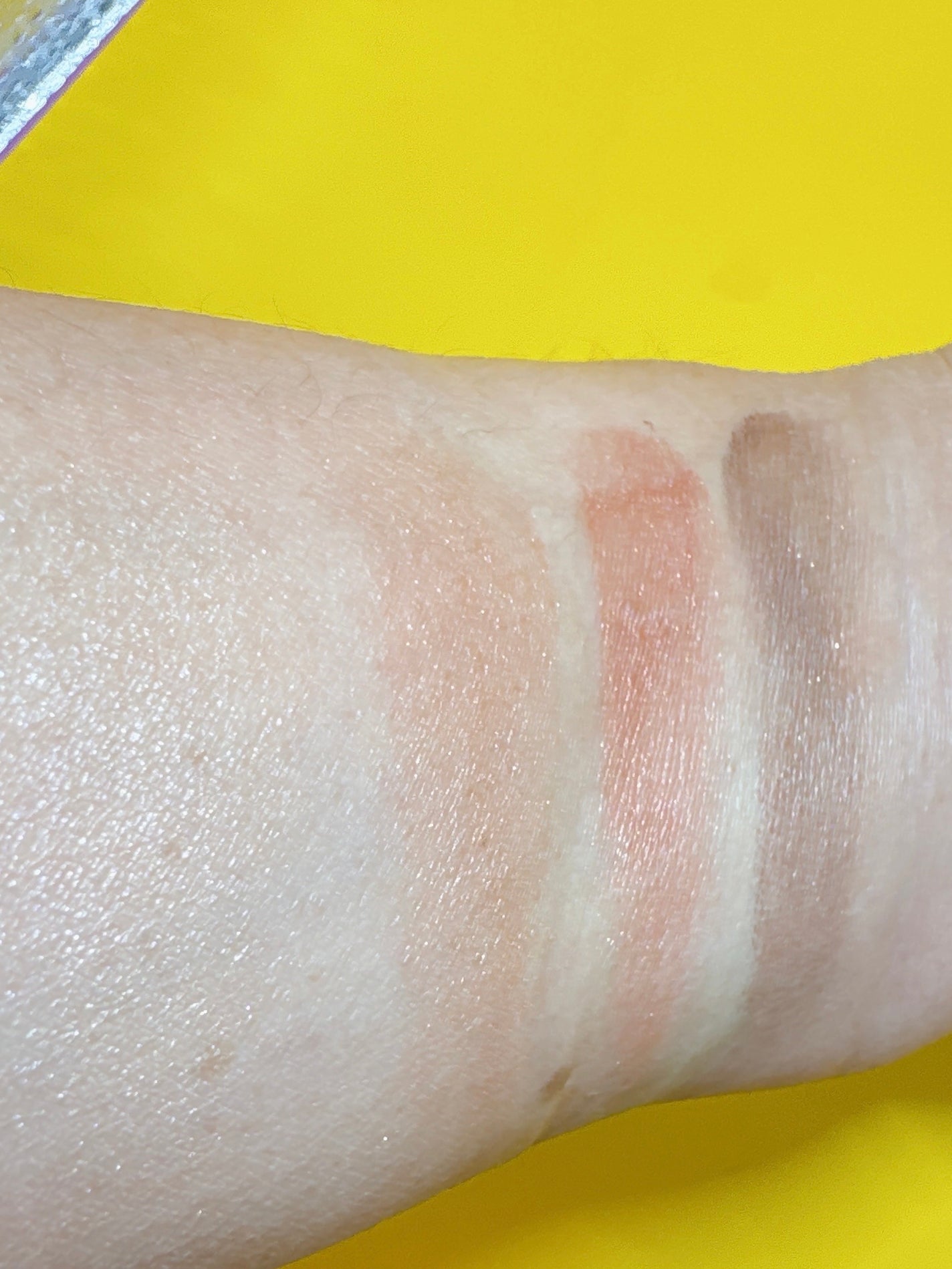 ワンダー エバー アイシャドウ/リンメル ロンドン/アイシャドウパレットを使ったクチコミ(3枚目)