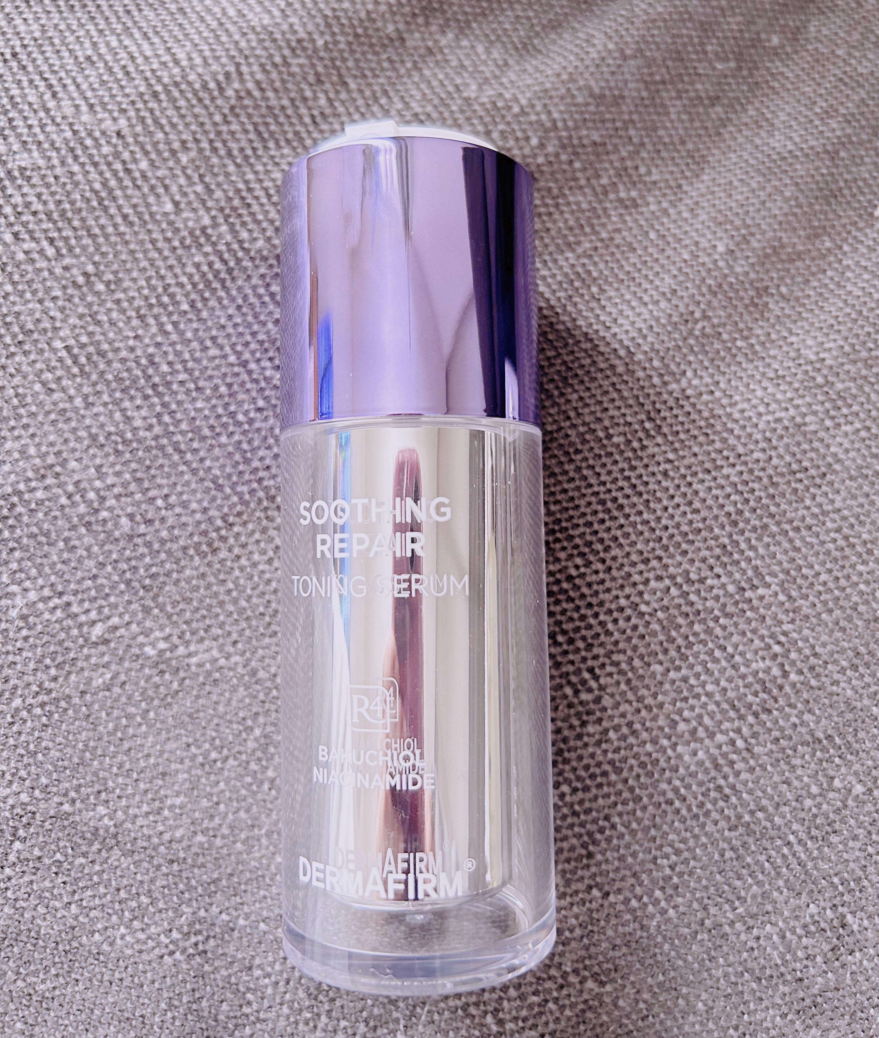 SOOTHING REPAIR TONING SERUM R4/ダーマファーム/美容液を使ったクチコミ（3枚目）
