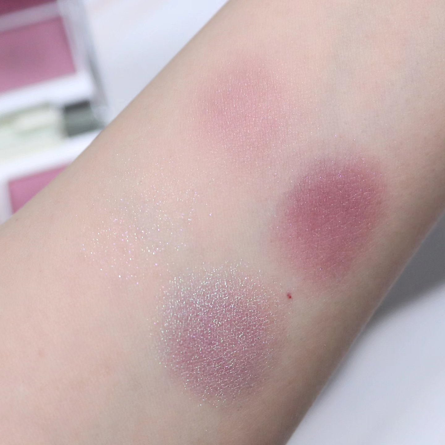 シグニチャー カラー アイズ 126 遊光 -ASOBIKARI/SUQQU/アイシャドウパレットを使ったクチコミ（2枚目）