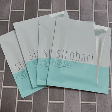 sirobari シロバリモイストパッチのクチコミ「Sirobari
♡モイストパッチ♡
⁡
保湿成分ヒアルロン酸を細い針状に固め‼️
角層に直接.....」（2枚目）