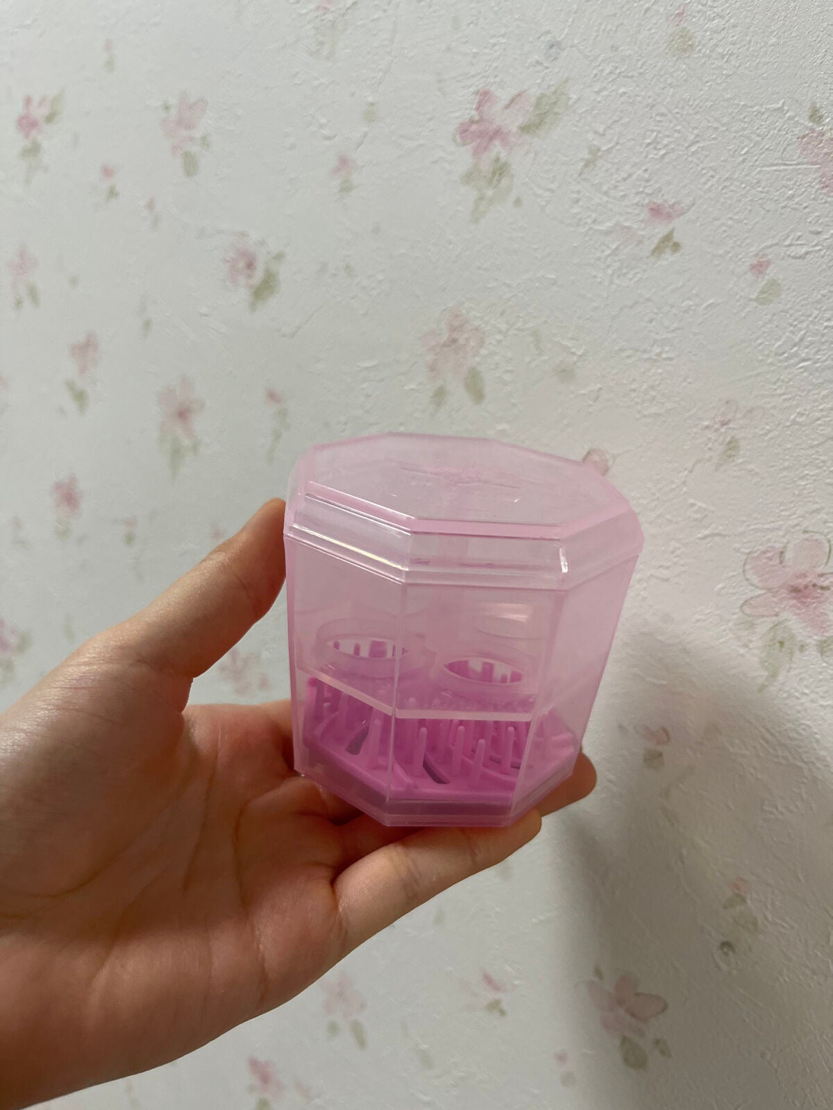 メイクブラシクリーナー/DAISO/その他化粧小物を使ったクチコミ(1枚目)
