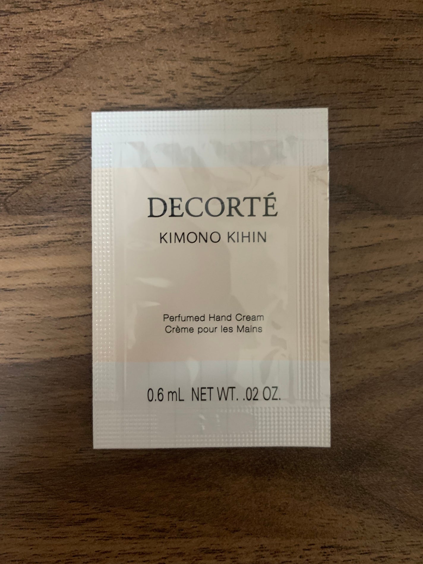 キモノ キヒン パフュームド ハンドクリーム /DECORTÉ/ハンドクリームを使ったクチコミ(1枚目)