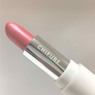 ちふれ 口紅S416 💄

ちふれの口紅は1番最初に買ったなぁ〜💋

・色彩              オレンジよりのピンク 
・見た目           ラメ感ありの春カラー◎
          