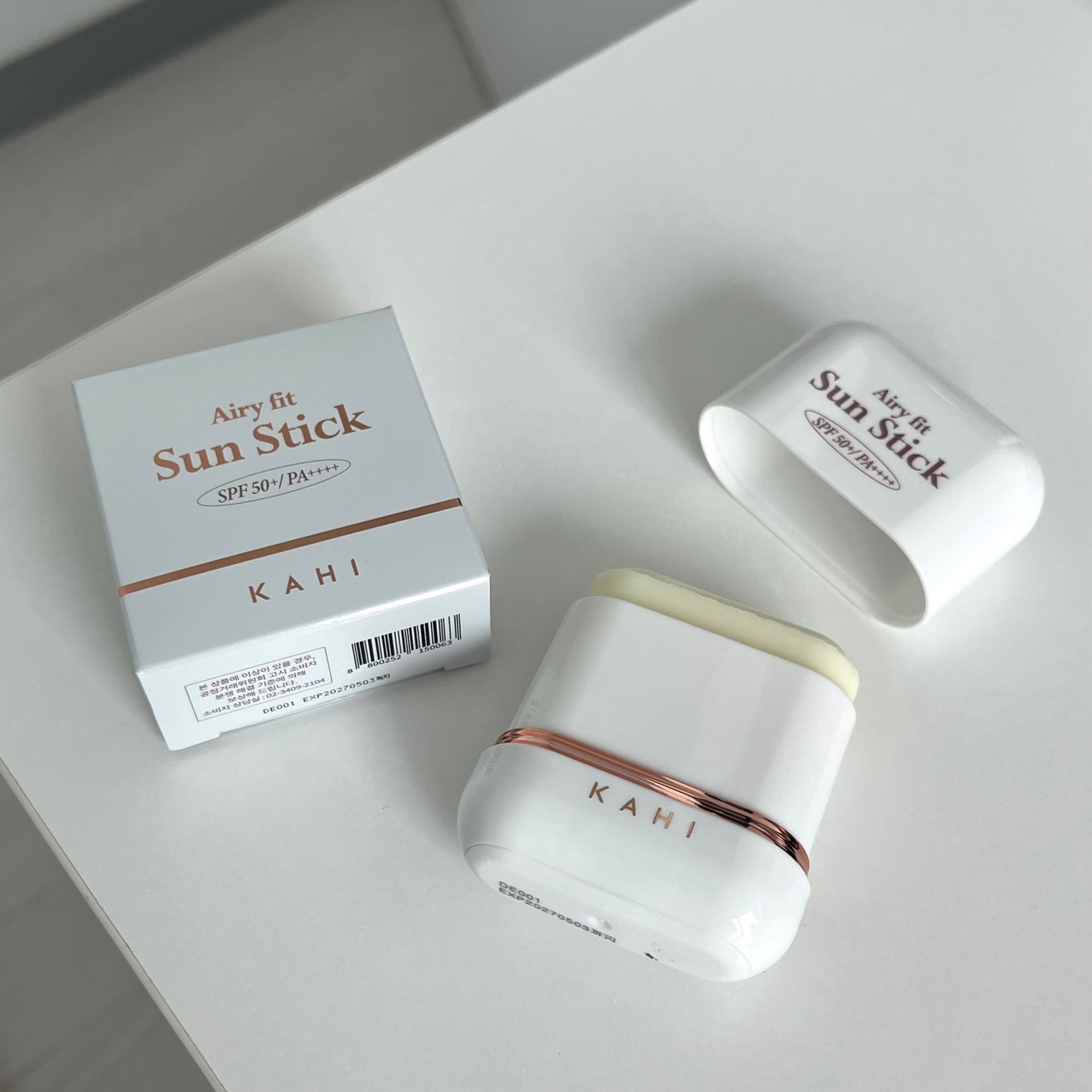 エアリーフィットサンスティック/KAHI/日焼け止めスティックを使ったクチコミ(2枚目)