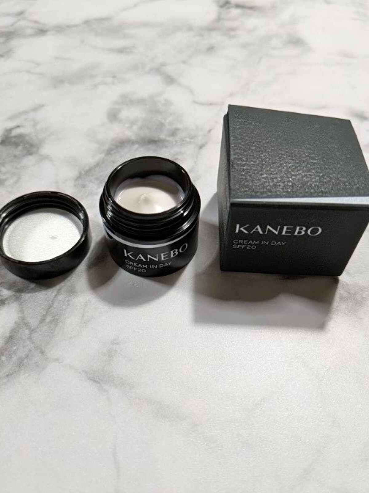 クリーム　イン　デイ/KANEBO/フェイスクリームを使ったクチコミ（3枚目）
