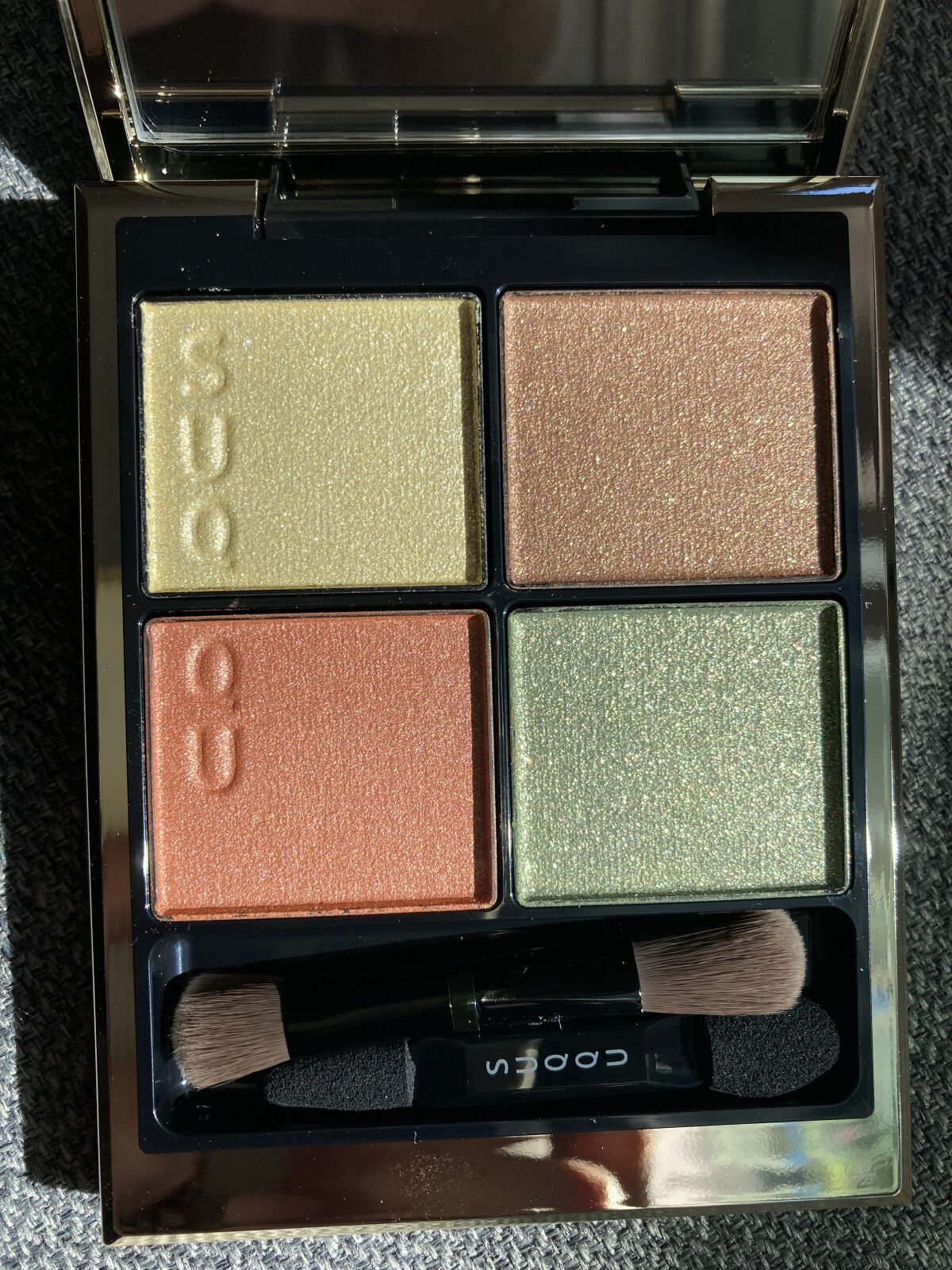 シグニチャー カラー アイズ 121 寒花 -KANKA/SUQQU/アイシャドウパレットを使ったクチコミ（2枚目）