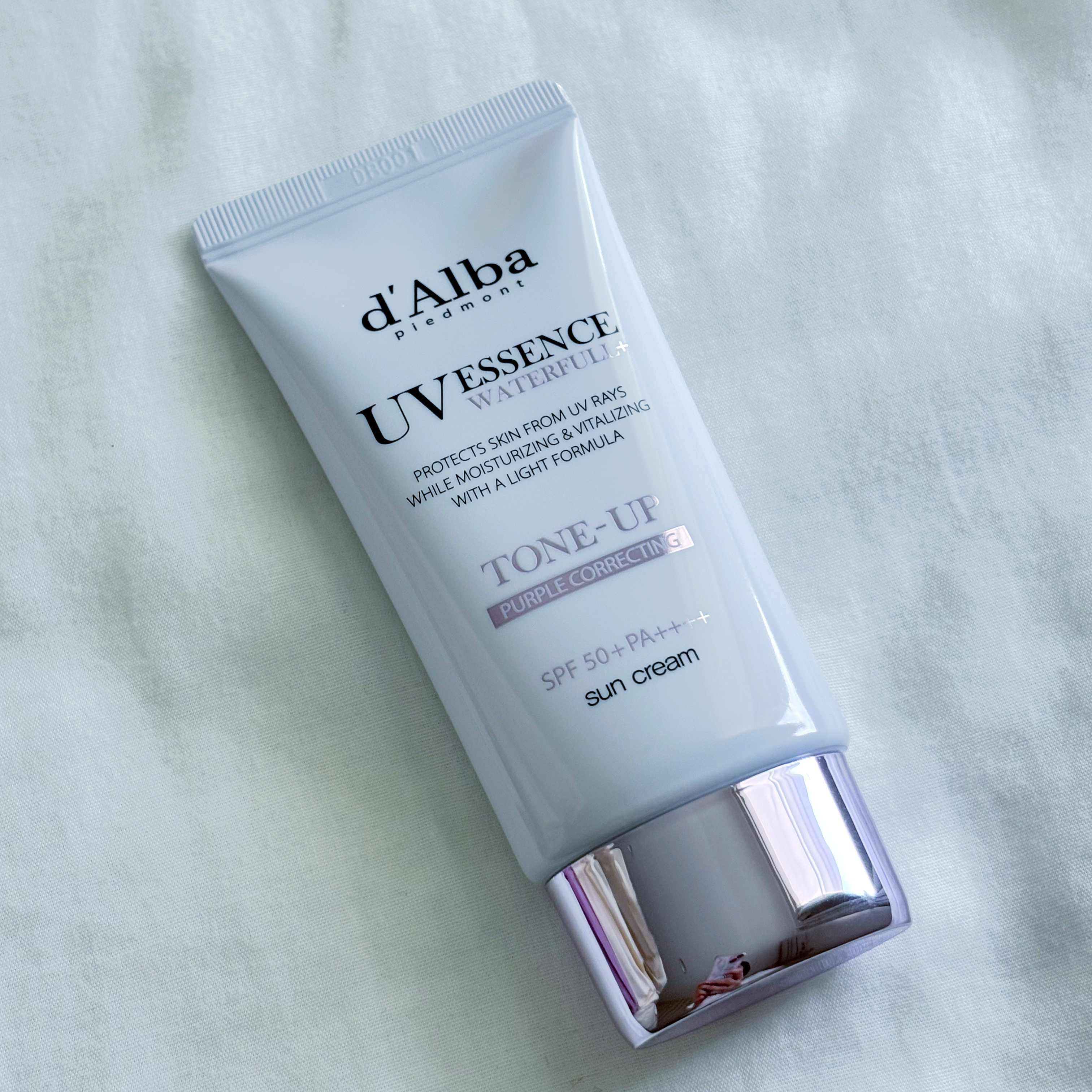 ダルバ ウォータフル トーンアップ サンクリーム(パープル)/ダルバ/日焼け止めクリームを使ったクチコミ（2枚目）