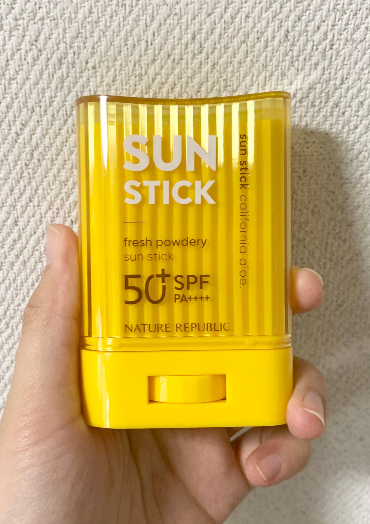 パウダリーUVアロエスティック SPF50+/PA++++/ネイチャーリパブリック/日焼け止めスティックを使ったクチコミ(2枚目)