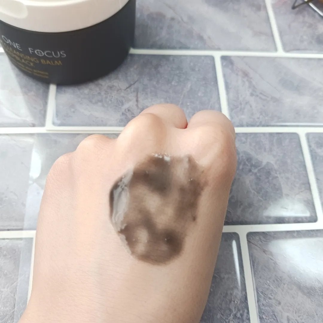 パーフェクトワンフォーカス スムースクレンジングバーム ディープブラック/PERFECT ONE FOCUS/クレンジングバームを使ったクチコミ(5枚目)