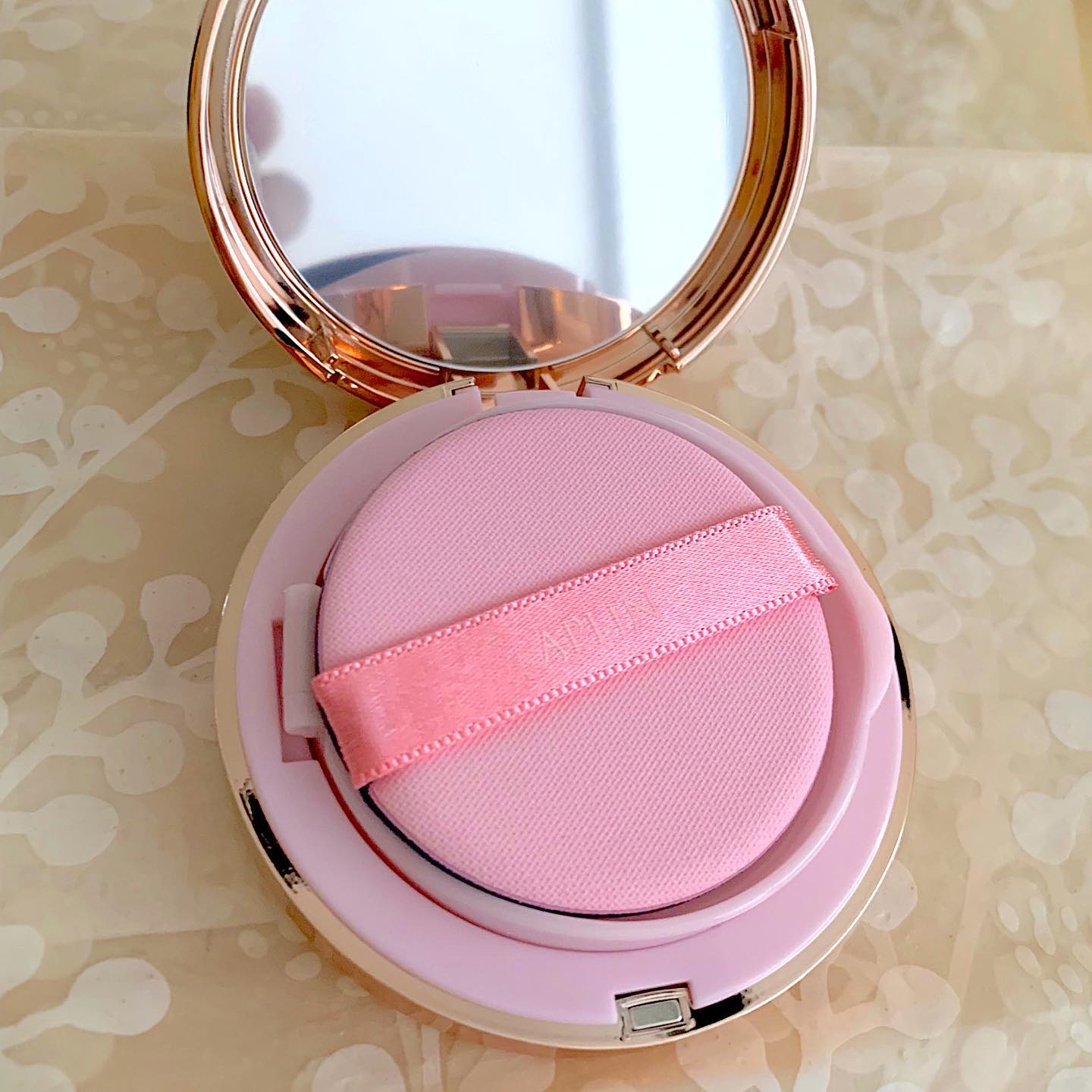 ピンクティーツリーカバーアップグロウクッション/APLIN/クッションファンデーションを使ったクチコミ（2枚目）