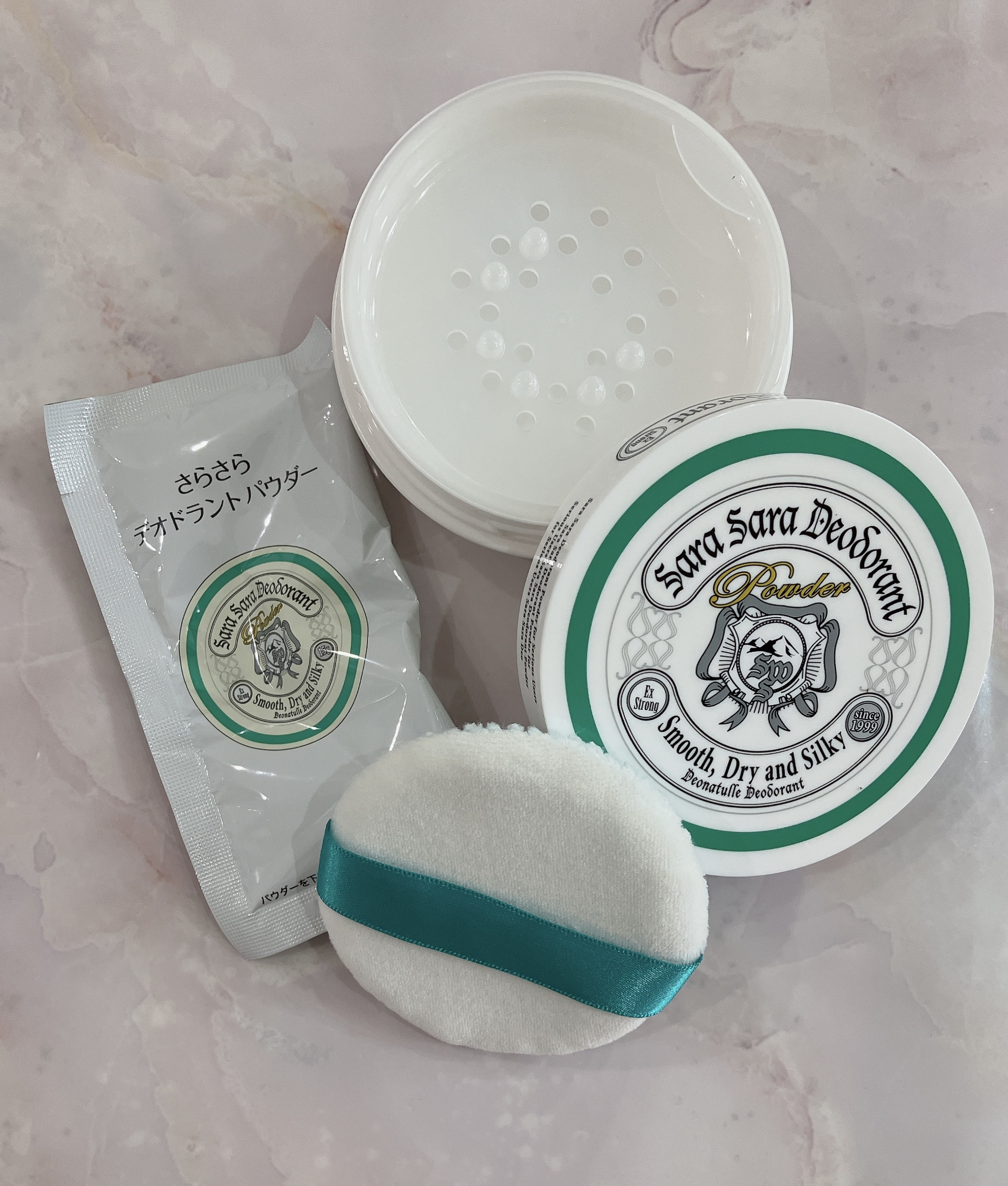薬用さらさらデオドラントパウダー/デオナチュレ/デオドラント・制汗剤を使ったクチコミ（2枚目）