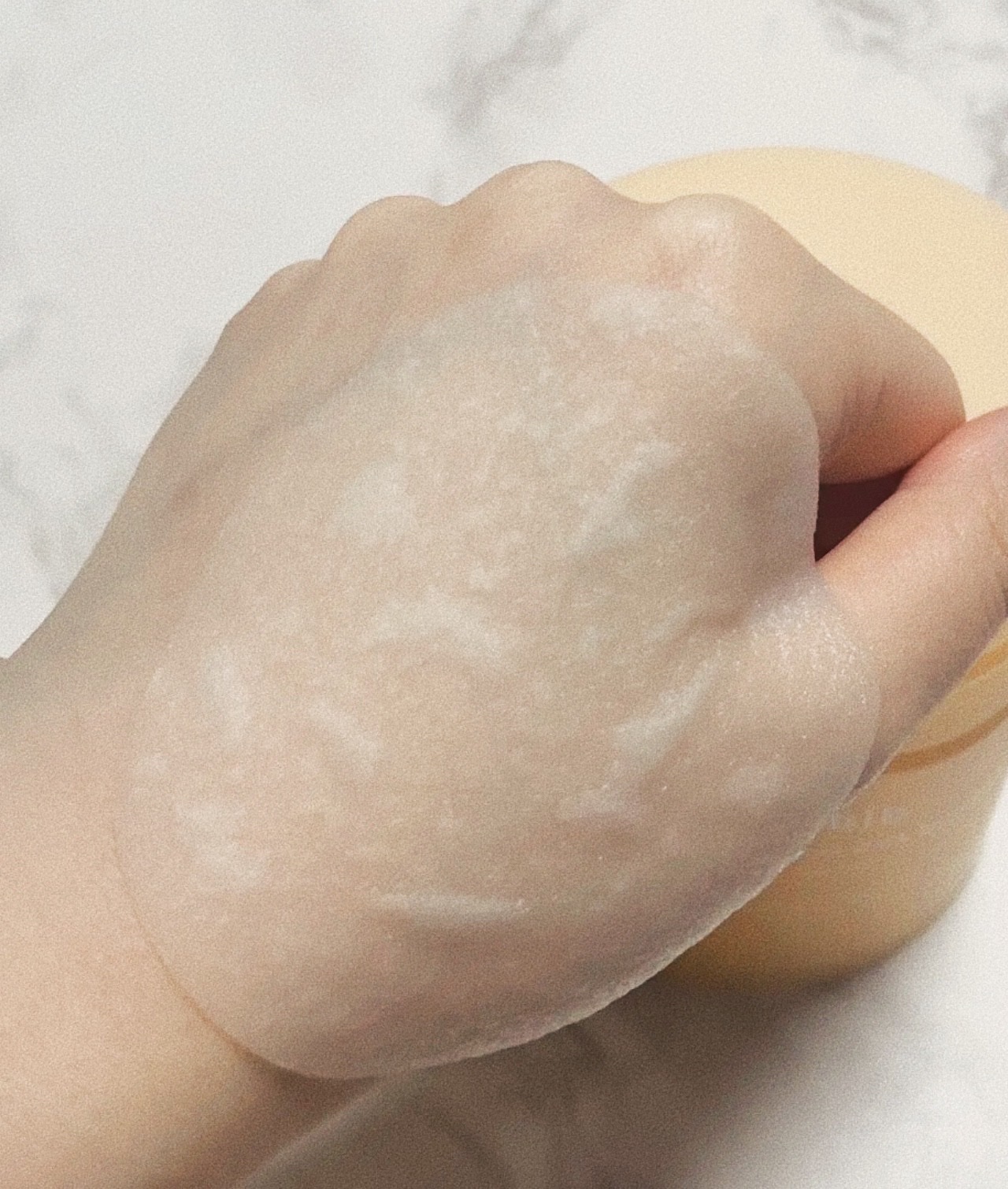 グルタチオンソームダークスポットセラムビタドロップ/Abib /美容液を使ったクチコミ（2枚目）