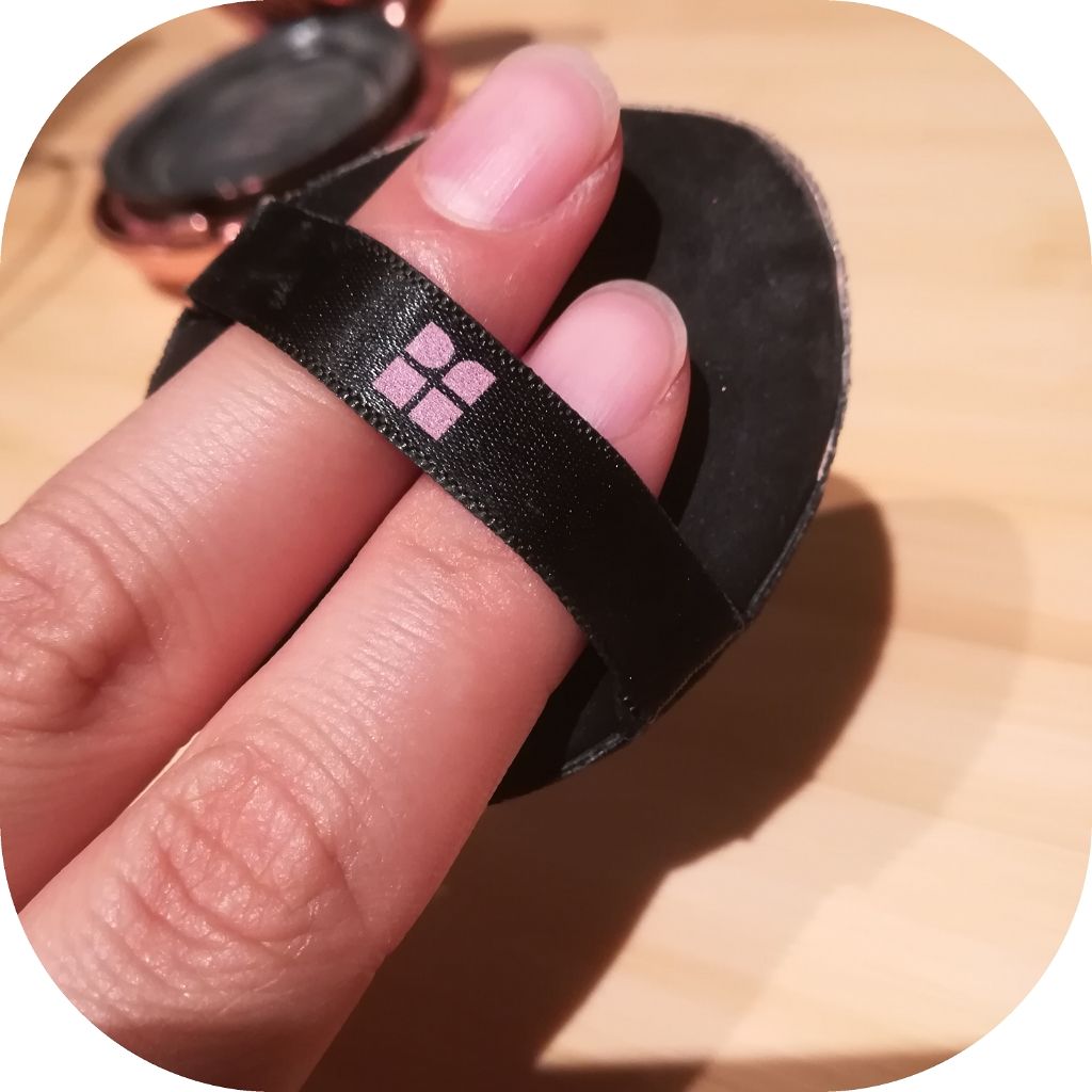 イオン デ クッション/UZU BY FLOWFUSHI/クッションファンデーションを使ったクチコミ(3枚目)