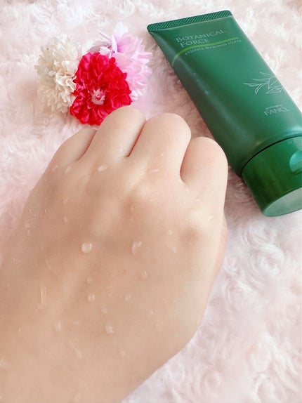 つるつるクレイウォッシュ/ボタニカルフォース/洗顔フォームを使ったクチコミ(8枚目)