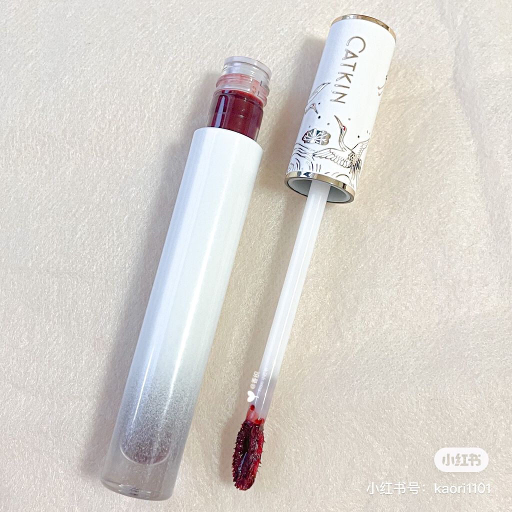 浮生若夢シリーズ 天空リップティントグロス/CATKIN/リップティントを使ったクチコミ(4枚目)