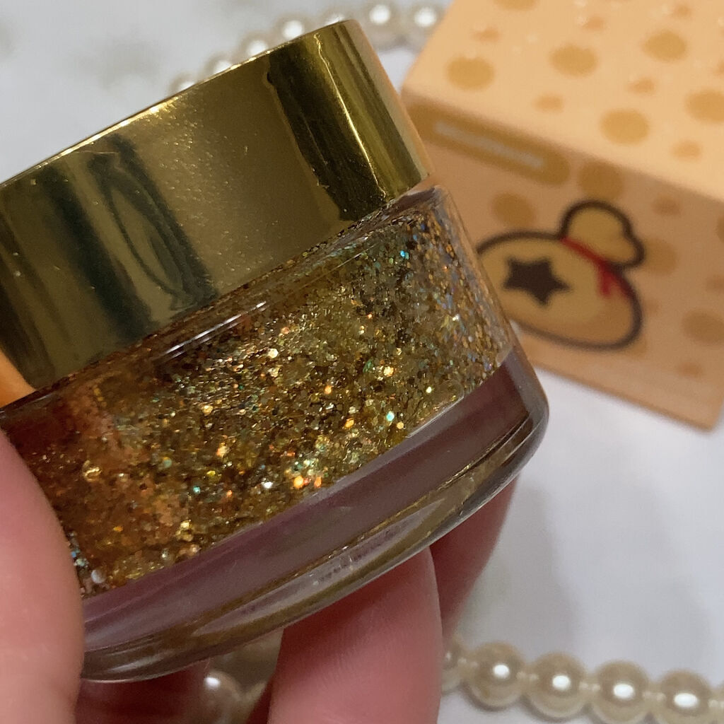 グリッタージェルベリオネア/ColourPop/グリッターを使ったクチコミ（2枚目）