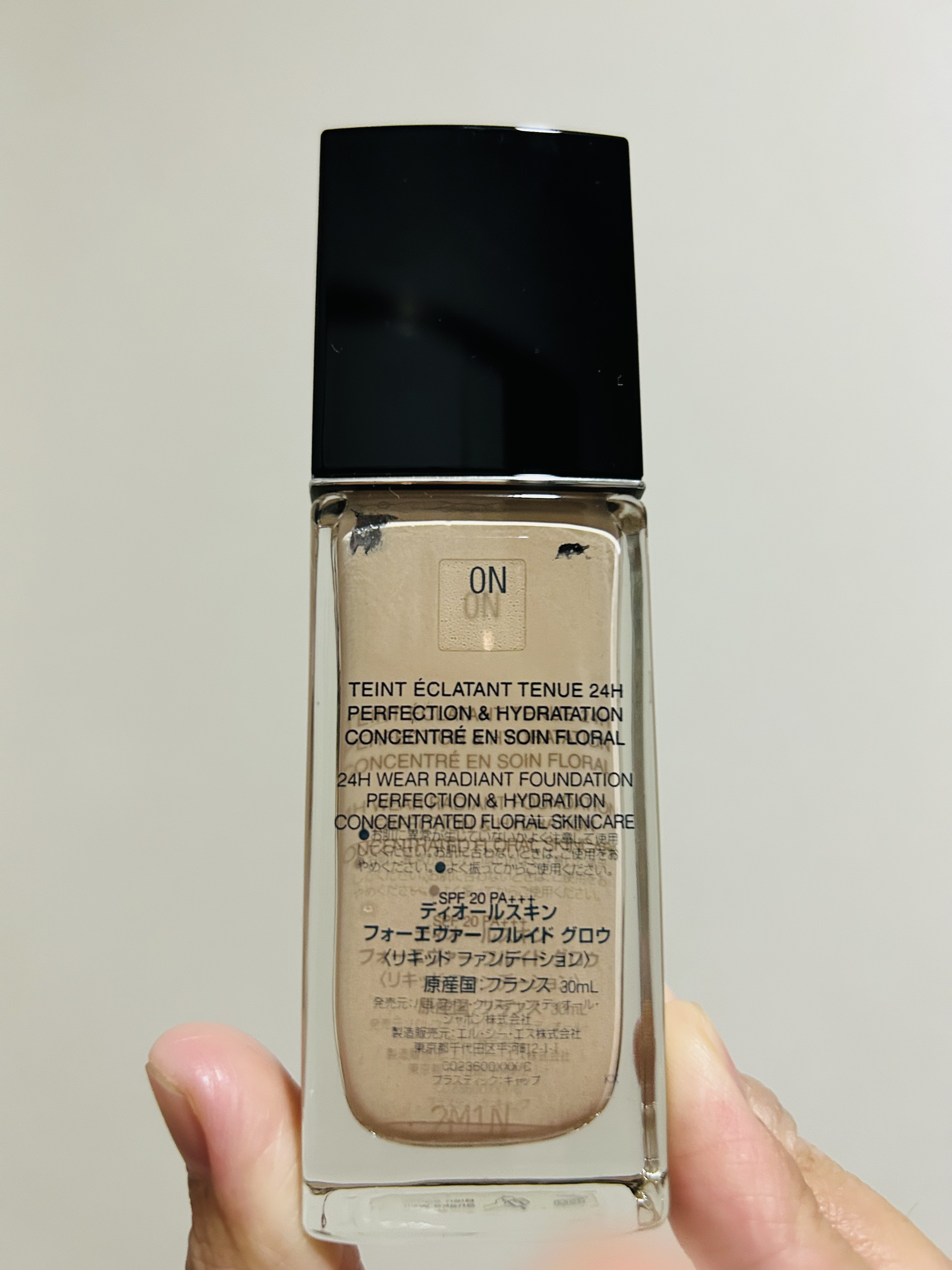 ディオールスキン フォーエヴァー フルイド グロウ/Dior/リキッドファンデーションを使ったクチコミ（2枚目）