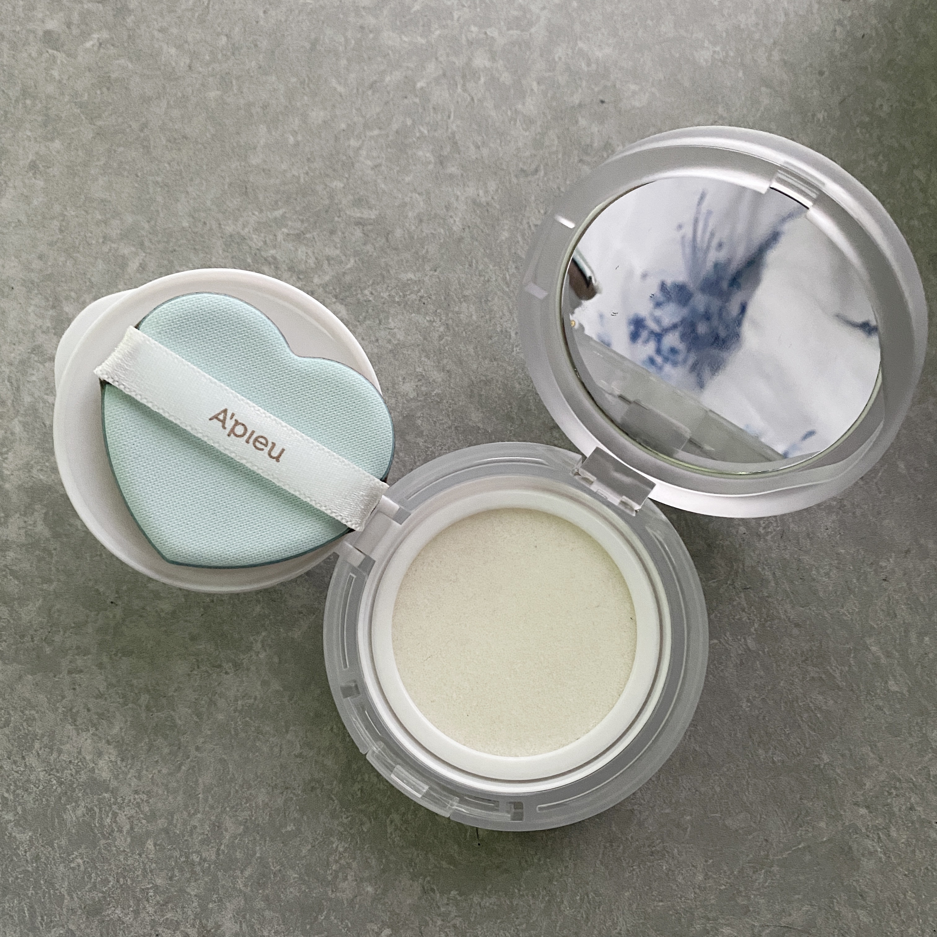 ウォーターロック サラサラパクト/A’pieu/フェイスパウダーを使ったクチコミ（1枚目）