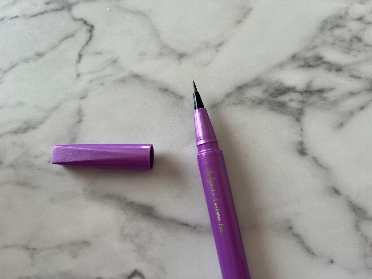 「密着アイライナー」ショート筆リキッド/デジャヴュ/リキッドアイライナーを使ったクチコミ(3枚目)