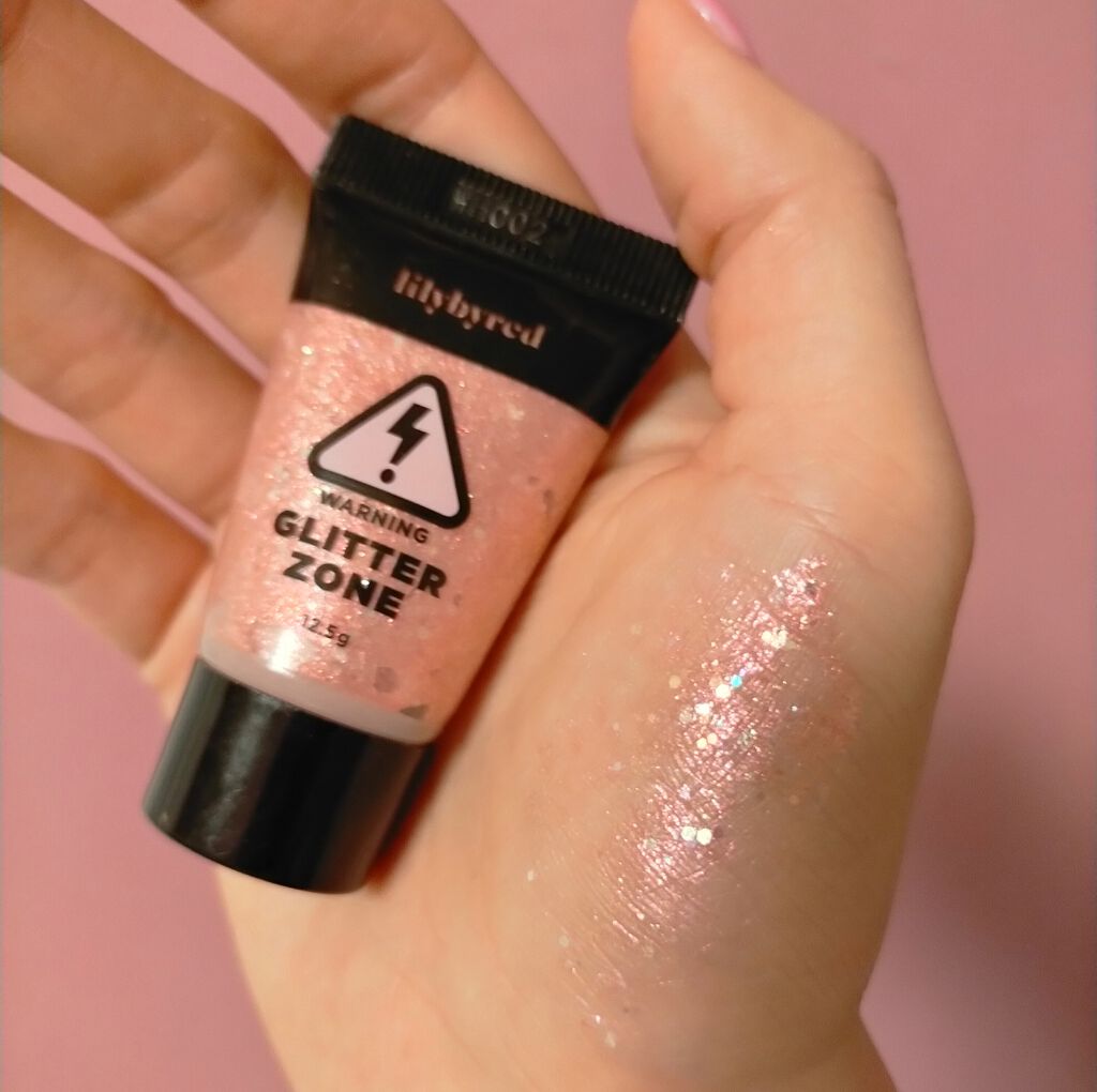 グリッターゾーン THUNDER/lilybyred/グリッターを使ったクチコミ(1枚目)