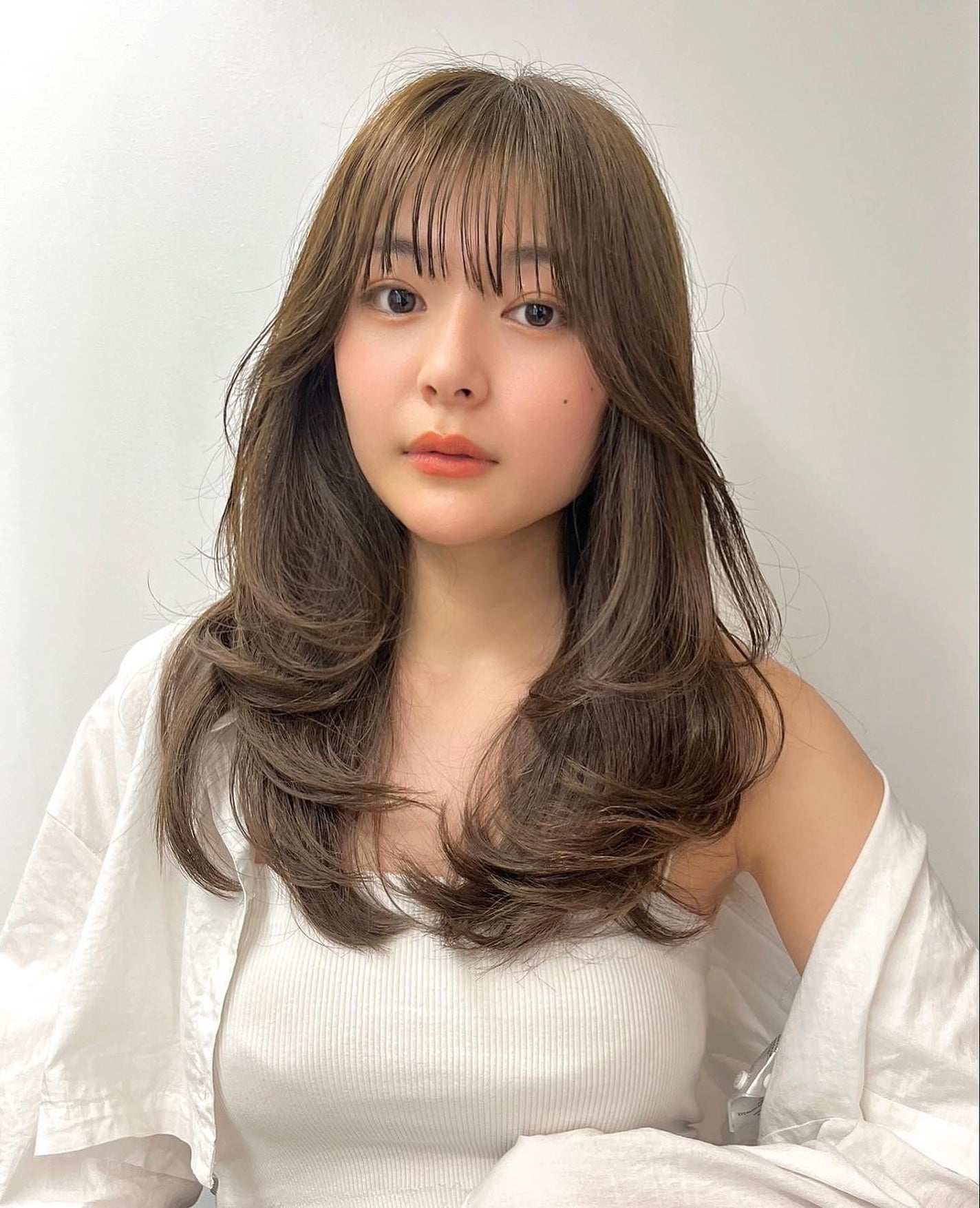 HARUNA on LIPS 「柔らかいレイヤースタイル😎鎖骨辺りから入れるレイヤーは、はねに..」(4枚目)