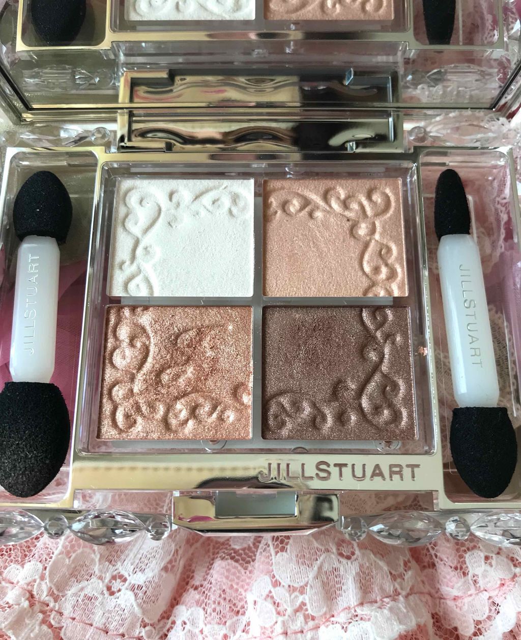 マットクチュール アイズ/JILL STUART/アイシャドウパレットを使ったクチコミ（2枚目）