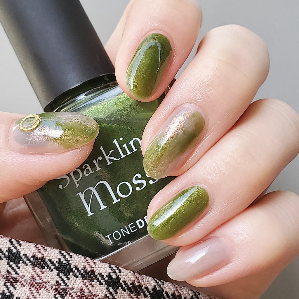 カラフルネイルズ/キャンメイク/マニキュアを使ったクチコミ（3枚目）