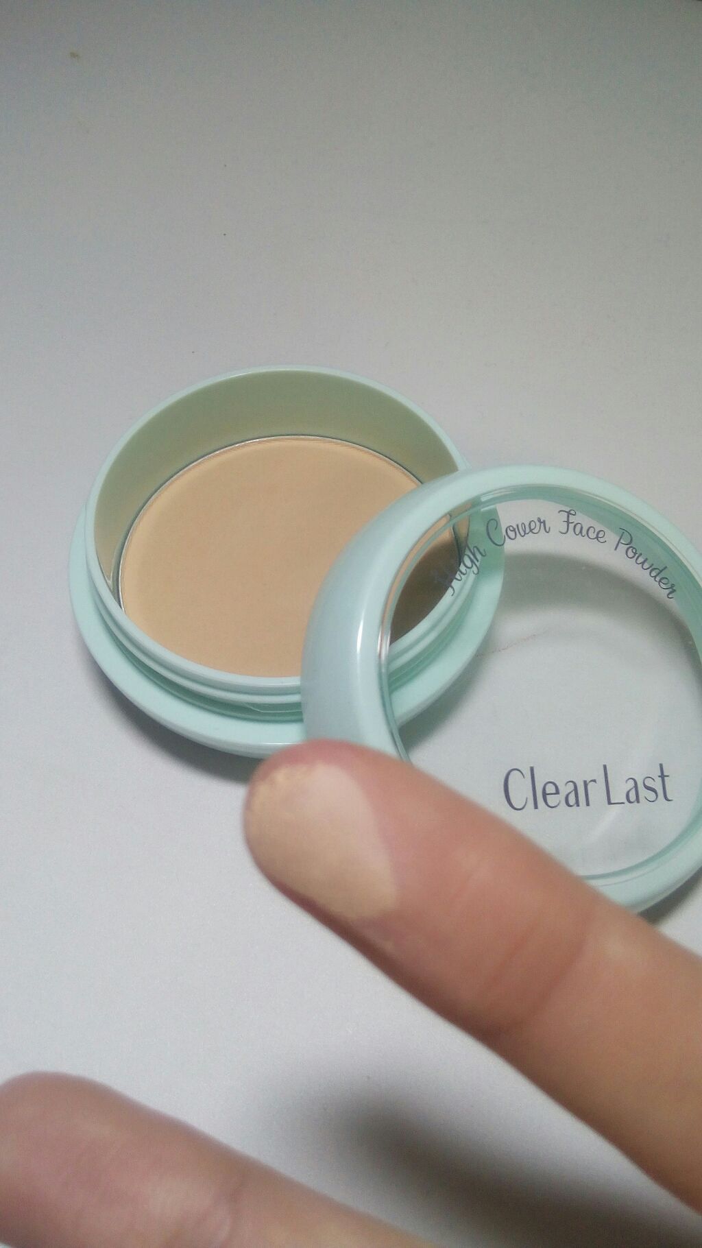 フェイスパウダー 薬用オークル/クリアラスト/プレストパウダーを使ったクチコミ（2枚目）