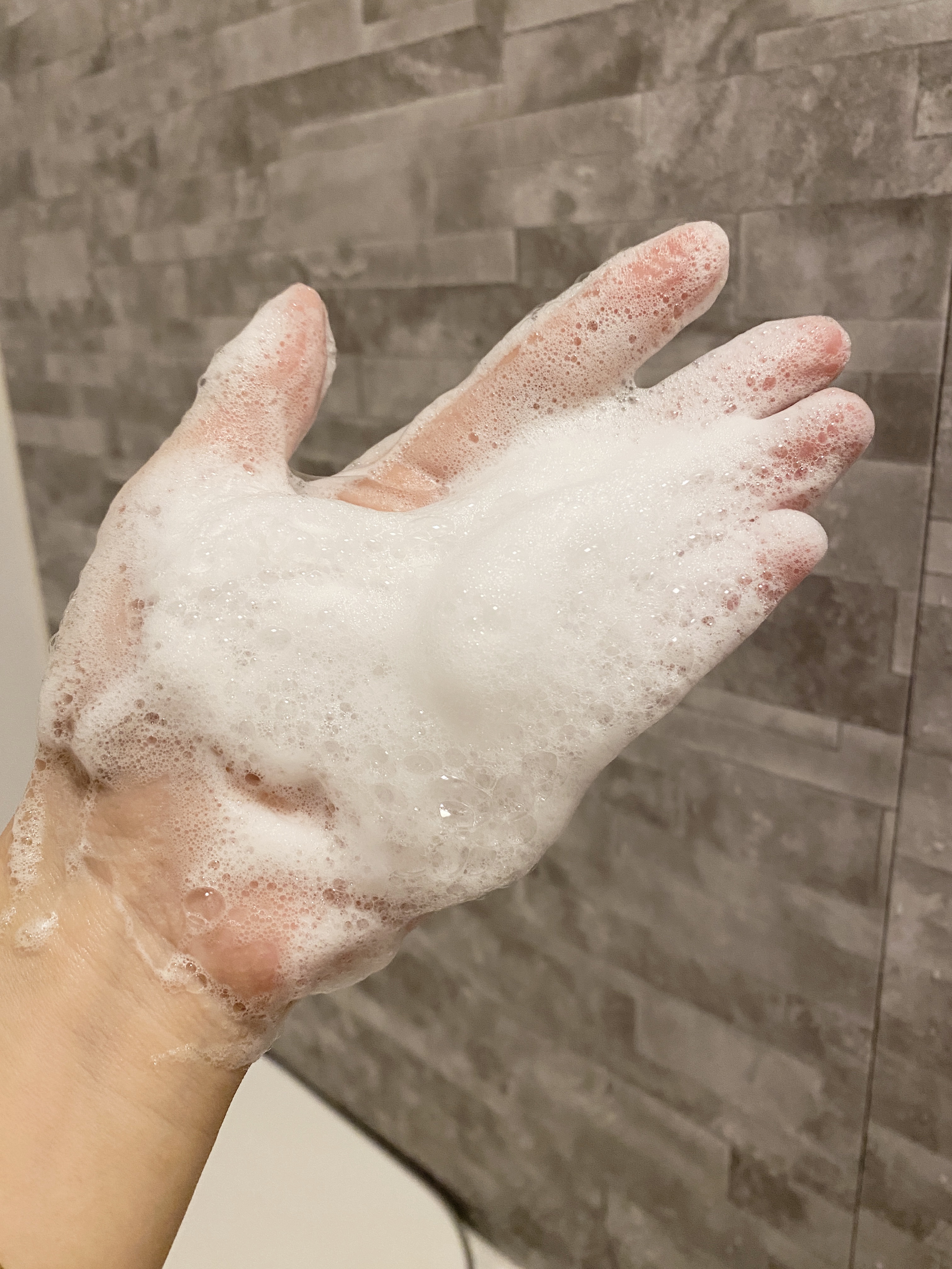 スイスキン 新芽ディープクレンジングフォーム/suiskin/洗顔フォームを使ったクチコミ（3枚目）