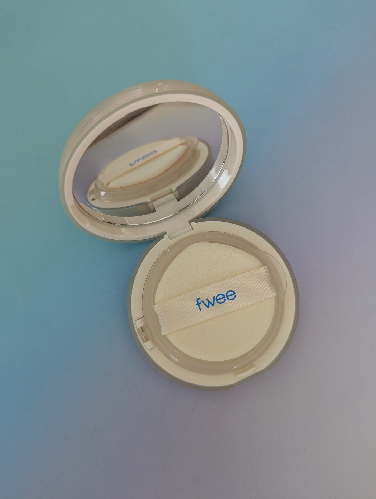 フィー クッションエッグフィットカバー/fwee/クッションファンデーションを使ったクチコミ(2枚目)
