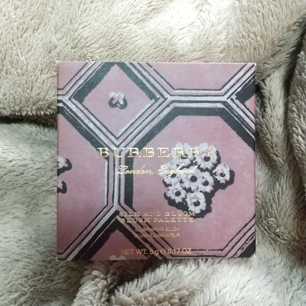 ブラッシュパレット/Burberry Beauty/パウダーチークを使ったクチコミ（1枚目）