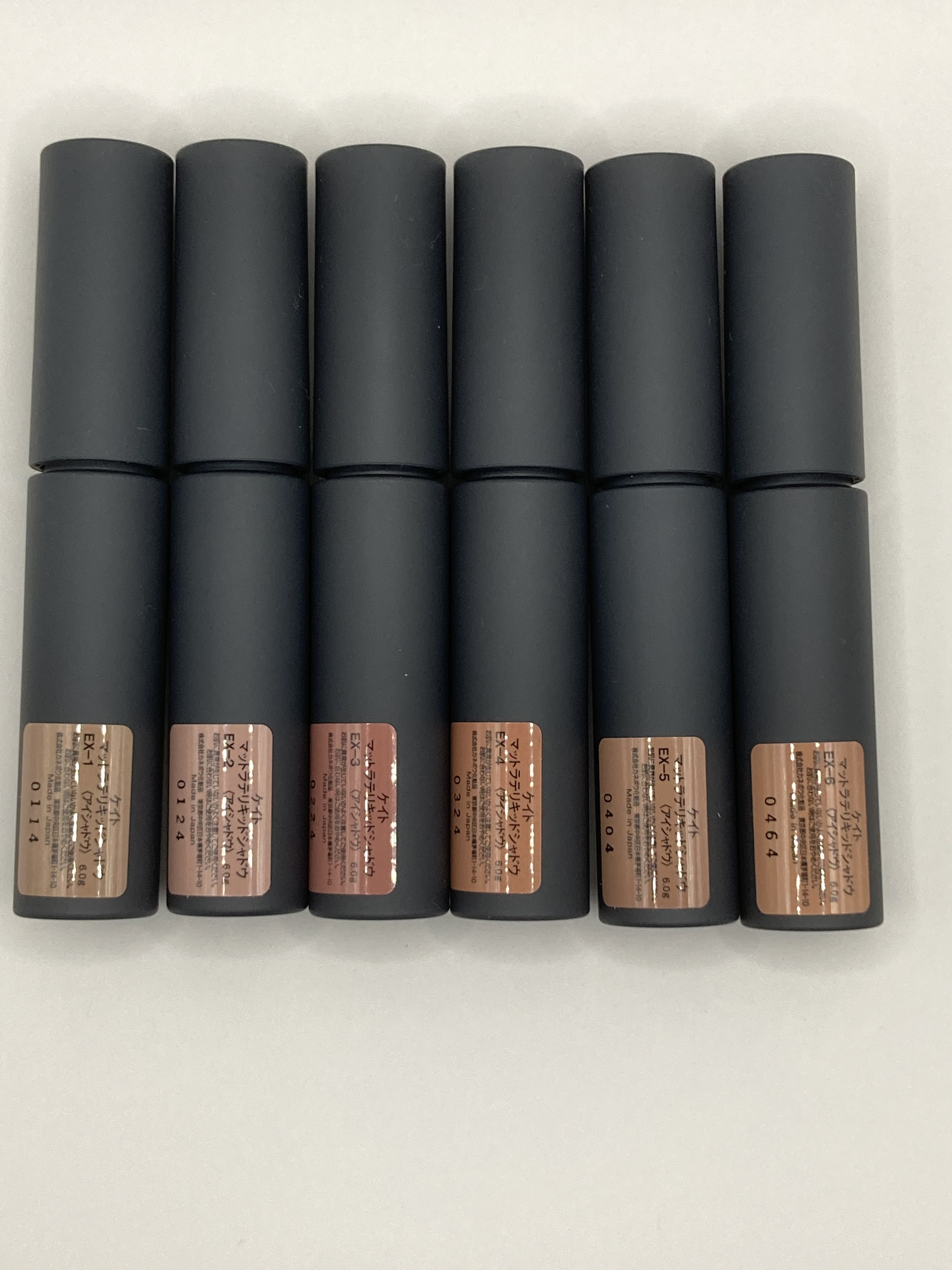 マットラテリキッドシャドウ/KATE/リキッドアイシャドウを使ったクチコミ（2枚目）