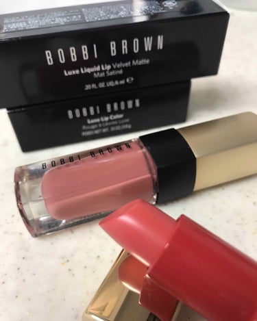 リュクス リキッド リップ ハイ シャイン/BOBBI BROWN/口紅を使ったクチコミ（1枚目）