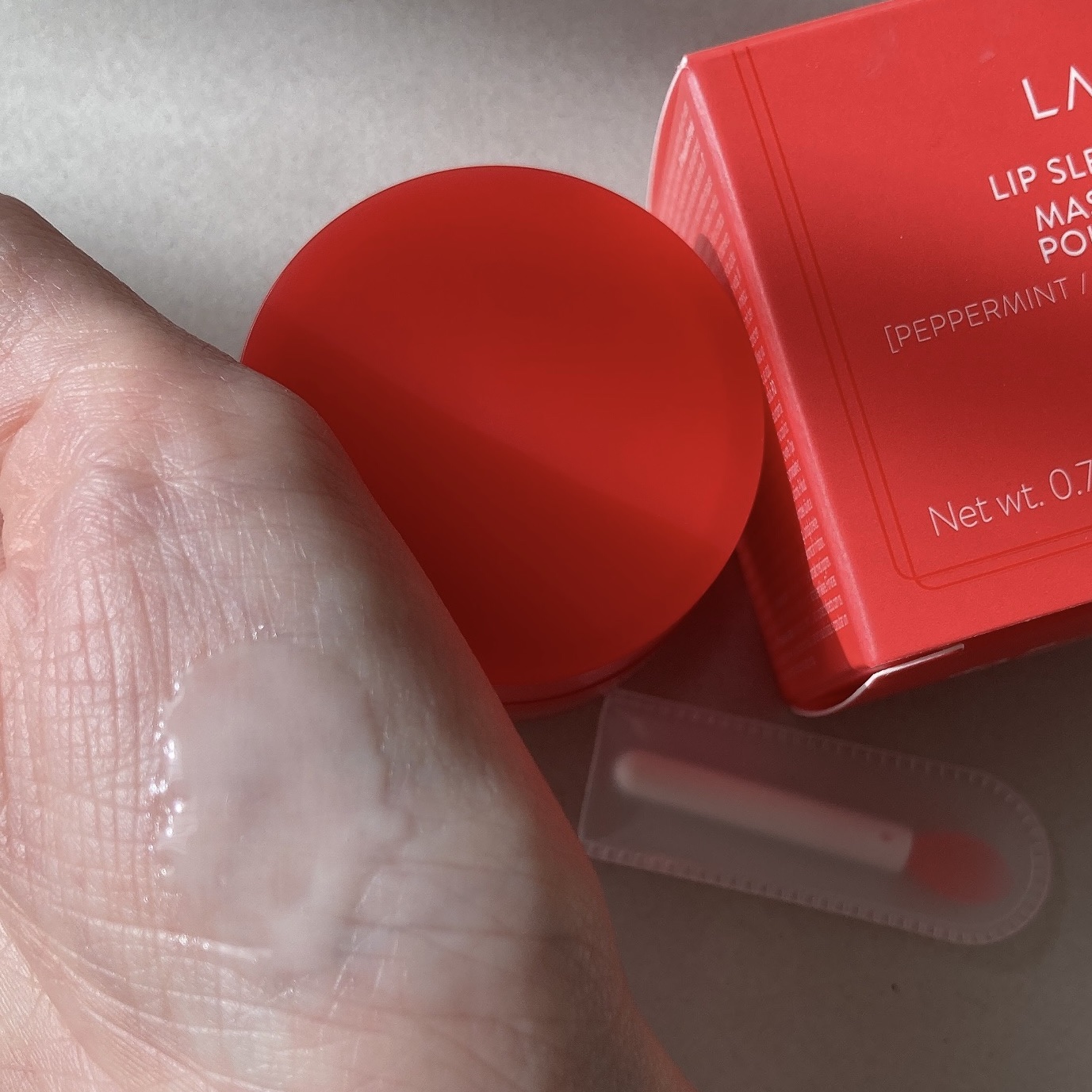 リップスリーピングマスク/LANEIGE/リップバームを使ったクチコミ（2枚目）