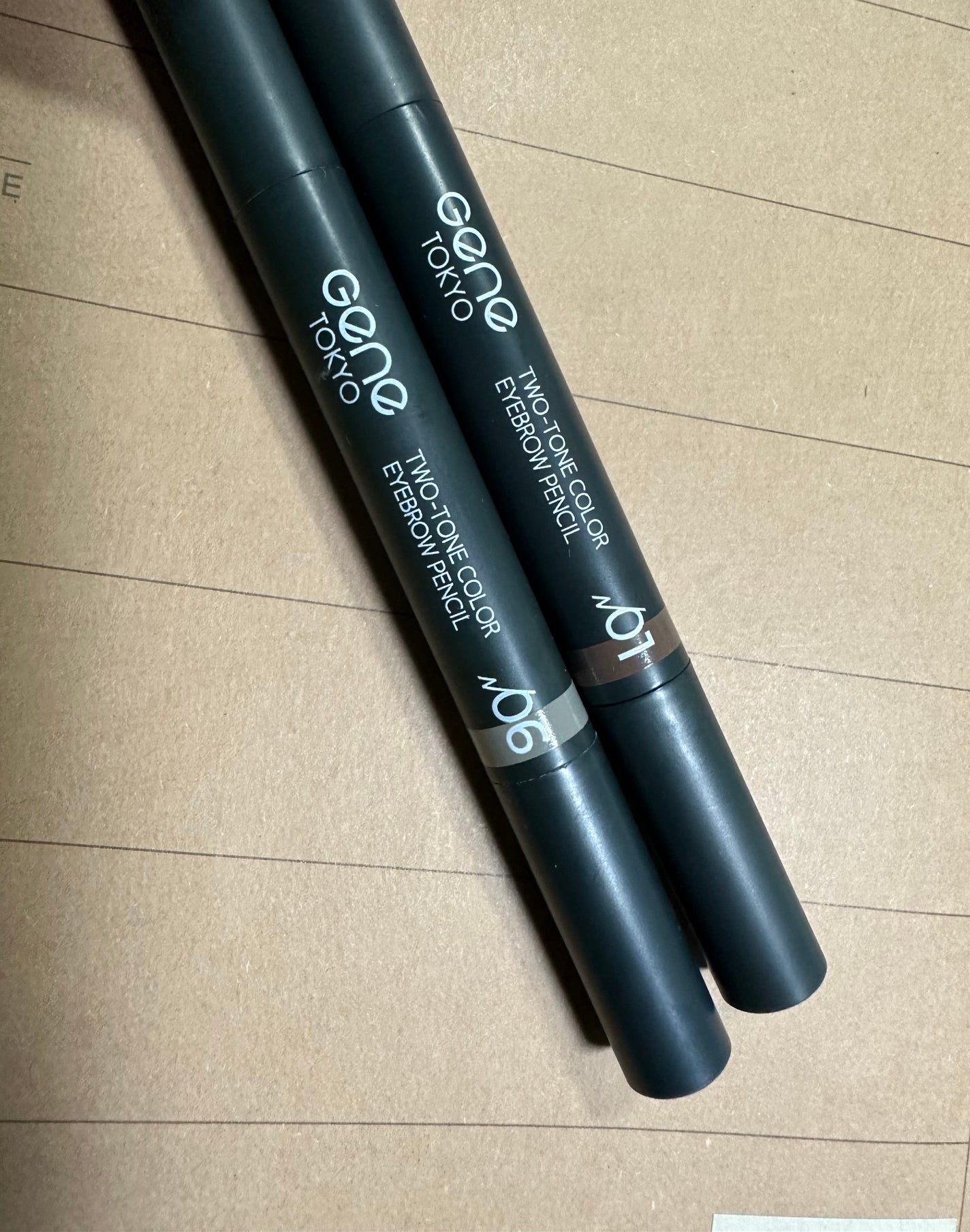 ツートンカラーアイブロウペンシル/GENE TOKYO/アイブロウペンシルを使ったクチコミ(1枚目)